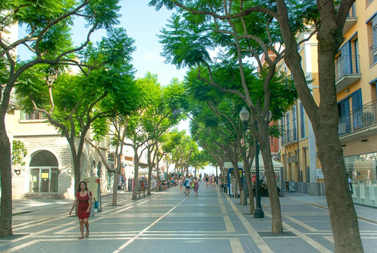 Apartamento Mediterraneo, Nuevo Y Acogedor De Eva サン・フェリウ・ダ・ギショルス エクステリア 写真